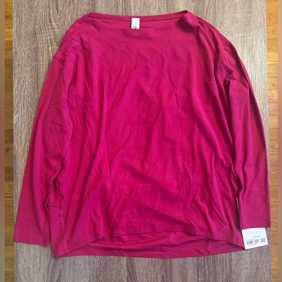 New Lululemon back in action long sleeve Nulu shirt, wild berry, size 6 - Picture 3 of 8
